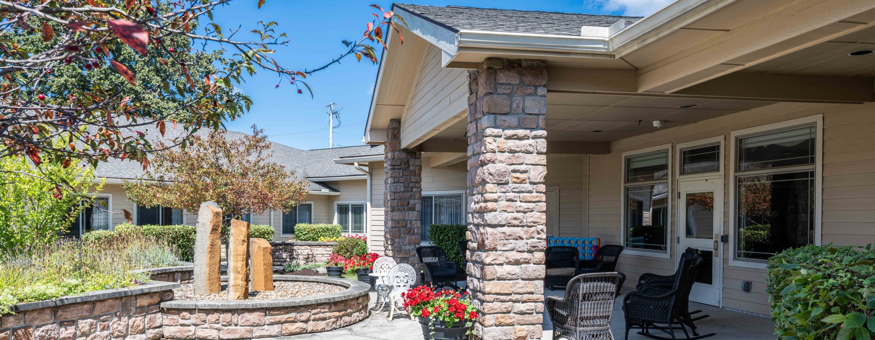 Outdoor courtyard 